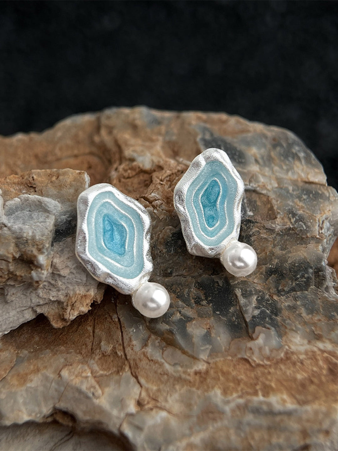 Textured Irregular Pearl Stud Earrings