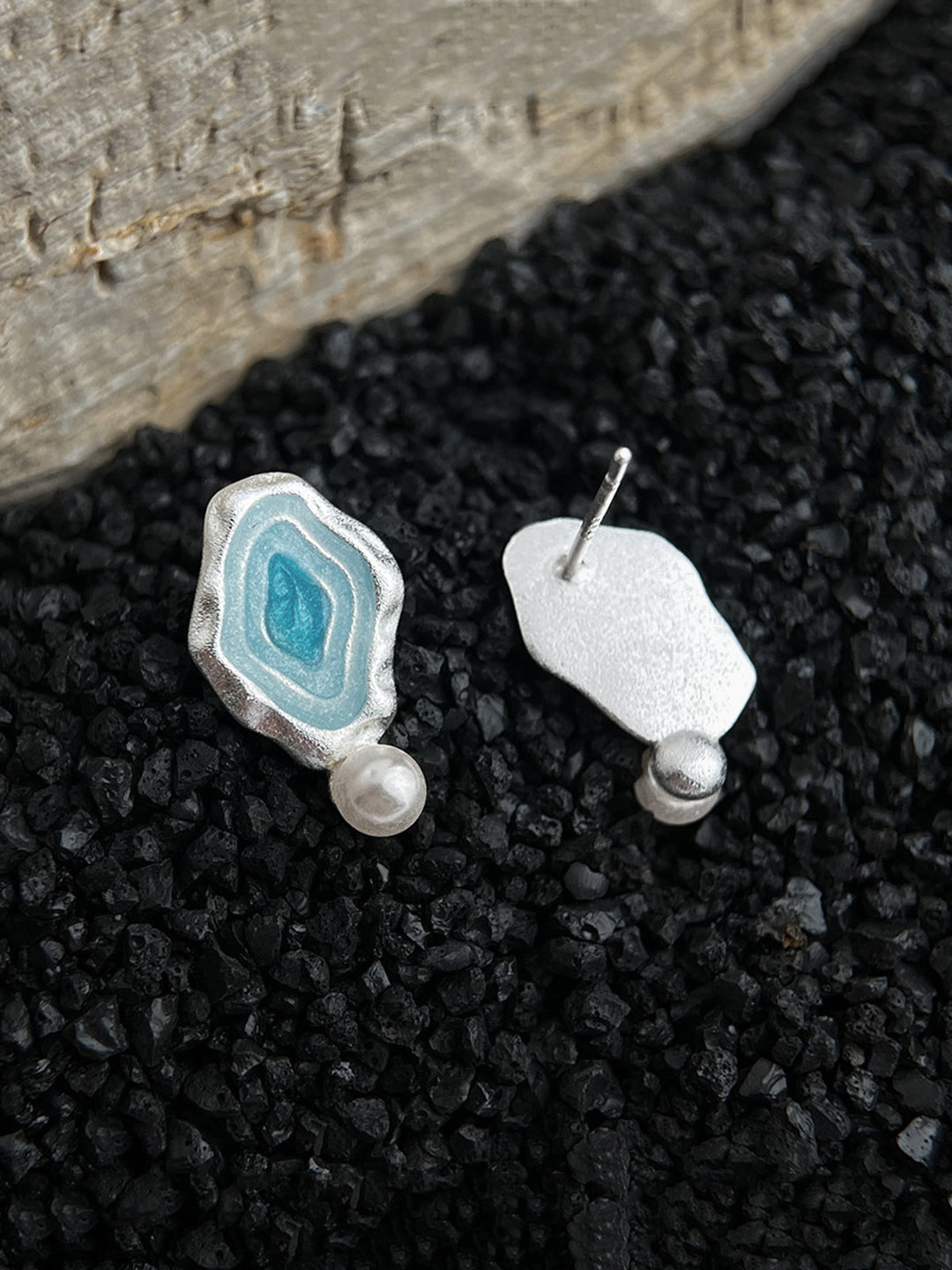 Textured Irregular Pearl Stud Earrings