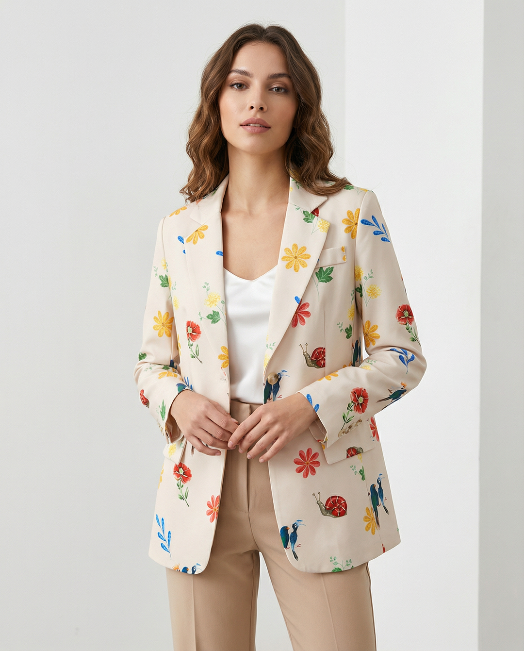 Floral Blazer – Chic Casual Layer for Spring and Autumn