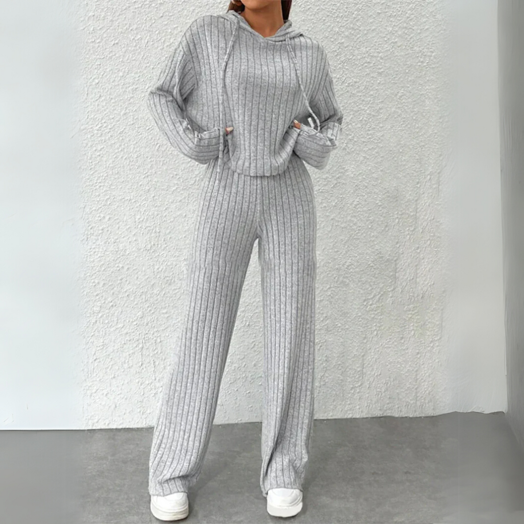 Women's Cozy Hooded Sweatshirt and Joggers Two-Piece Set